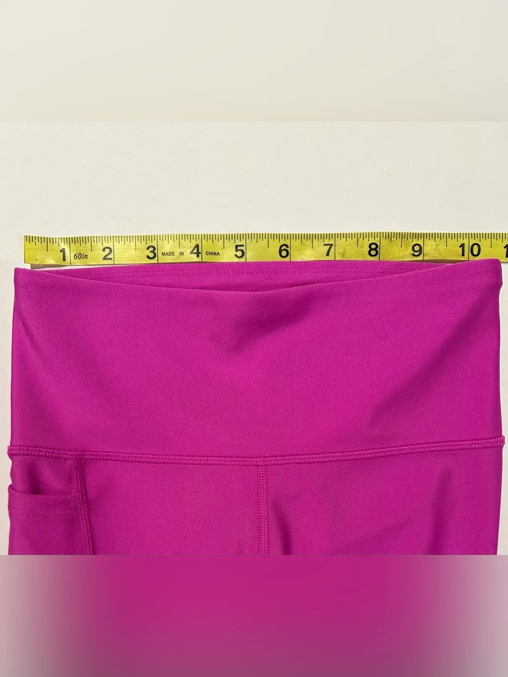 Under Armour Women’s B High-Waist Compression Leggings w/Side Pocket
